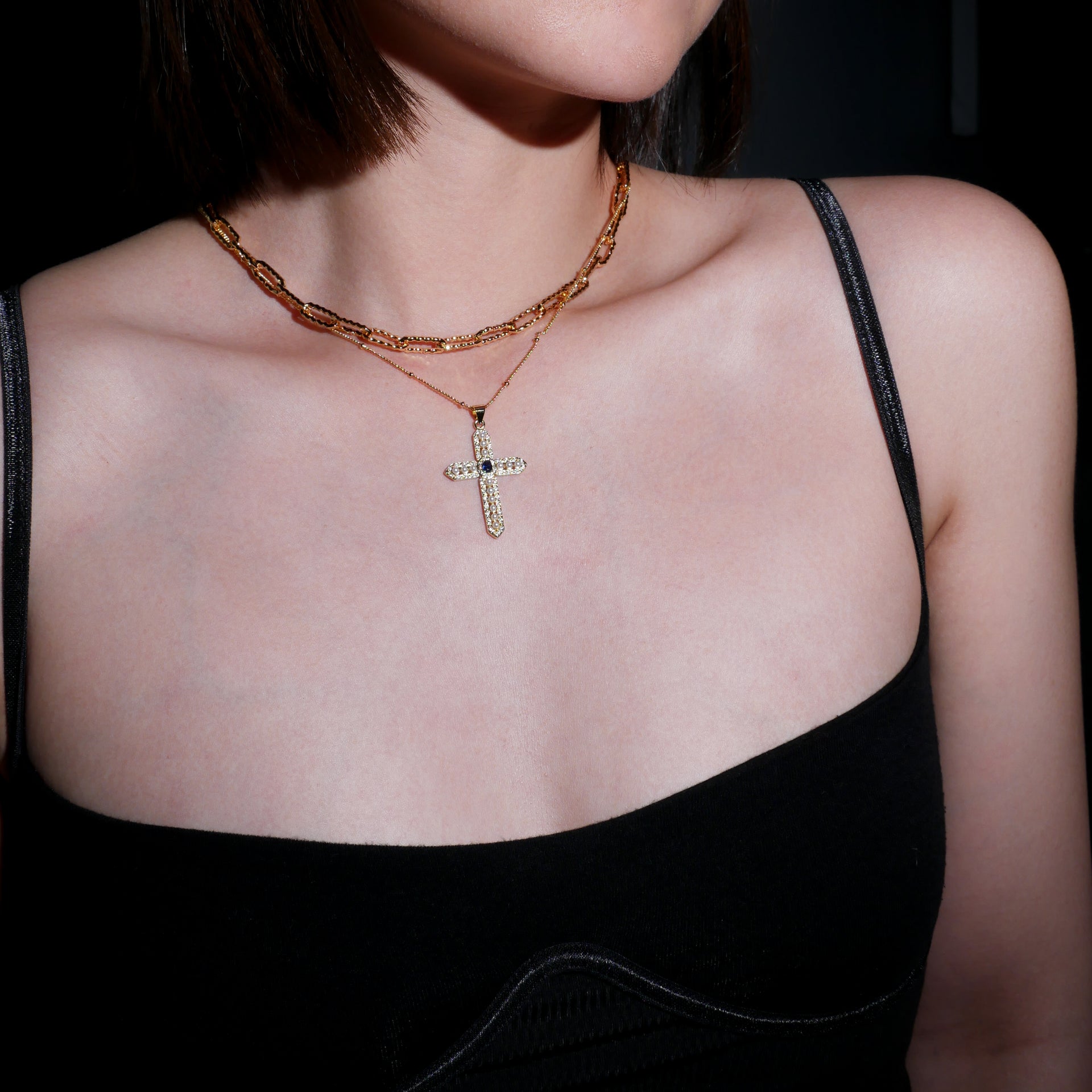 Vittoria Cross Pendant