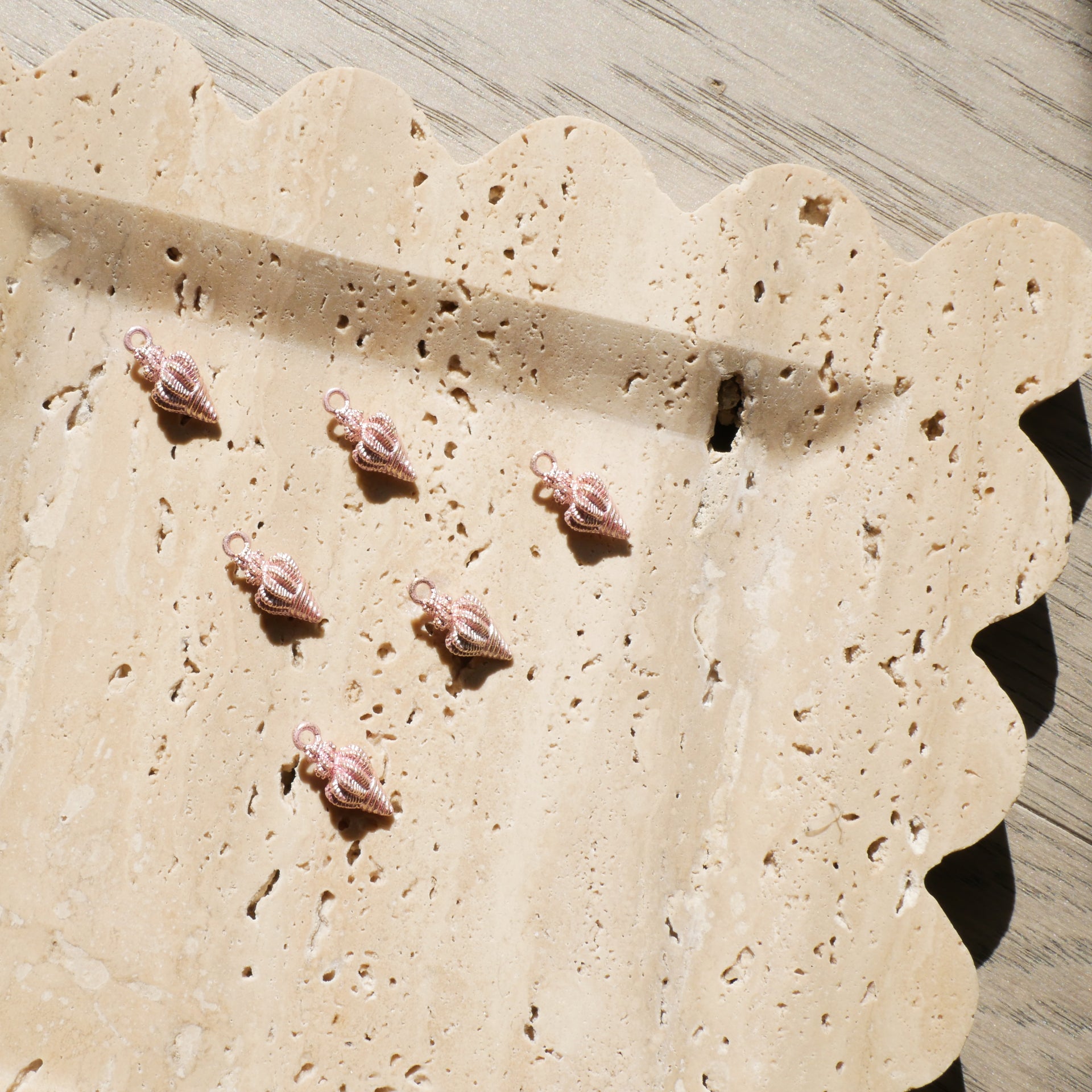 Pink Sea Shell Nano Charm - Finesse Atelier