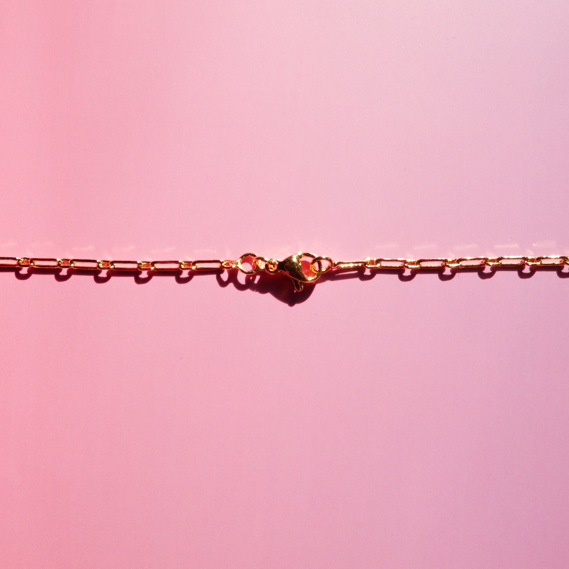 Rose Mini Cross & Pink Seashell Charm Pin Necklace – 18k Gold Plated