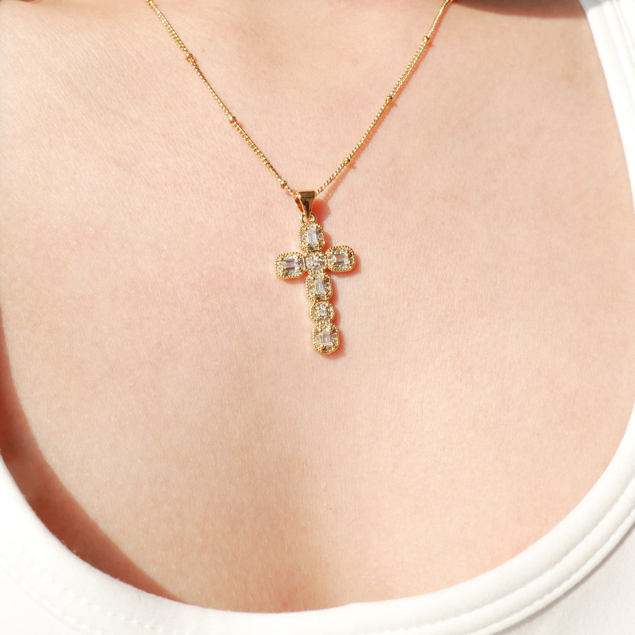 Giorgia Cross Pendant